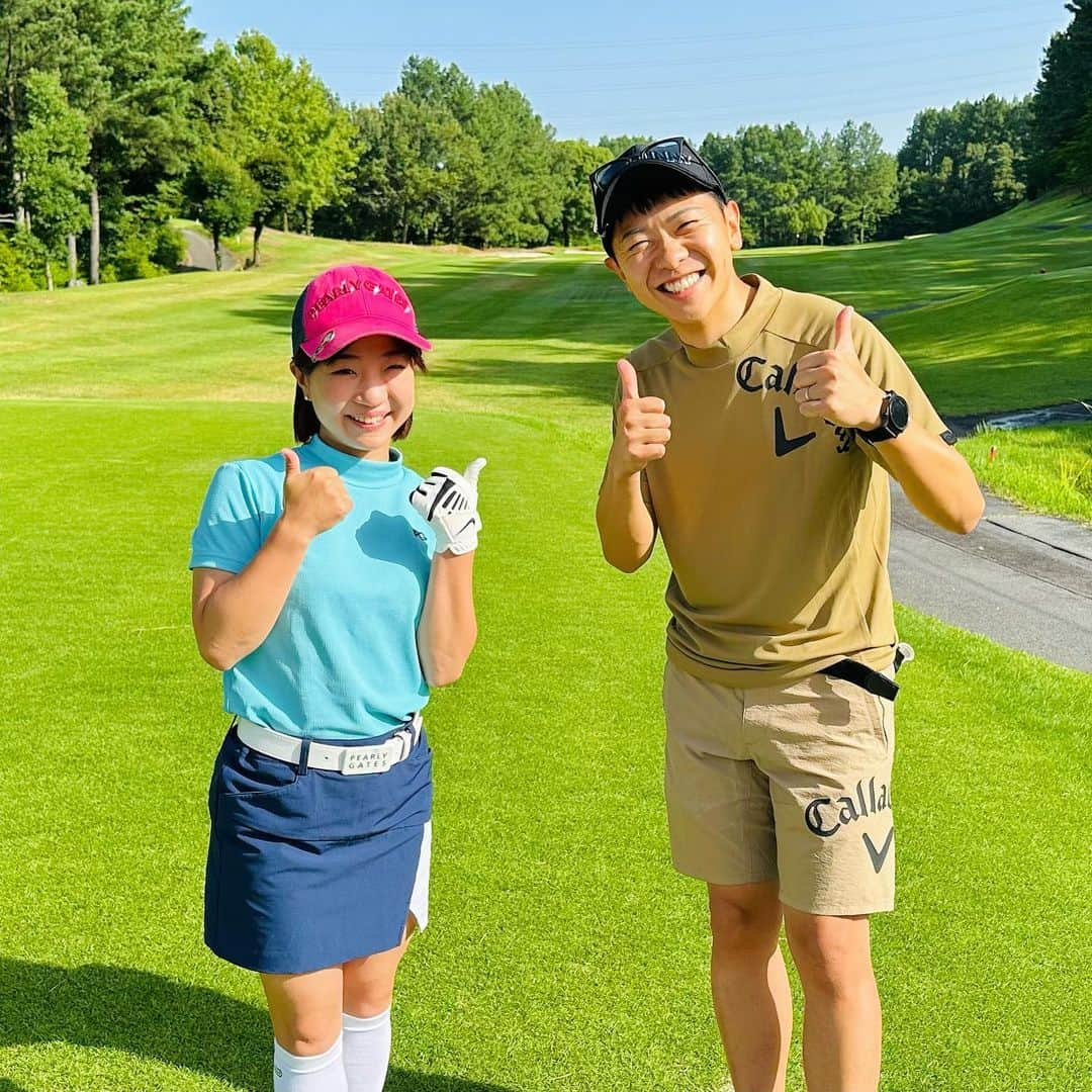 上坂嵩さんのインスタグラム写真 - (上坂嵩Instagram)「⛳️🤸‍♀️ . #体操 元日本代表の #寺本明日香 さん🇯🇵 . #じもスポ などでご紹介してきた明日香さん！ こうしてご一緒できるのが嬉しいです⛳️☀️ . 「苦しい展開の時は、どうするものですか？」と伺ったところ 「気合いです！！」と、アドバイスをもらいました💪笑 . 明るい笑顔と素敵な人柄で、 またご一緒できる機会が楽しみです☺️🍀 . . #至学館大学 #体操部 #監督 #オールドレイクゴルフ倶楽部 #愛知 #ゴルフ #休日ゴルフ #週末ゴルファー  #愛知ゴルファー #東海ゴルファー  #golf #ゴルフ好きな人と繋がりたい  #ゴルフ好き #ゴルフコーデ #ゴルフ男子 #メーテレ #アップ #アナウンサー #フィールドキャスター #ニュースワード #SDGs #SDGsビジネスマスター #上坂嵩」7月9日 19時19分 - takashi_uesaka_nbn