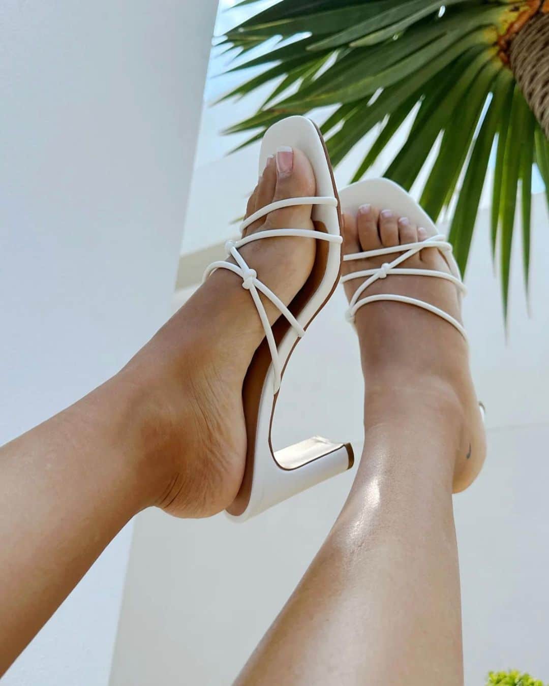SABO SKIRTさんのインスタグラム写真 - (SABO SKIRTInstagram)「Exclusive heel designs by SABO 🕊️ #sabo」7月9日 19時29分 - saboskirt