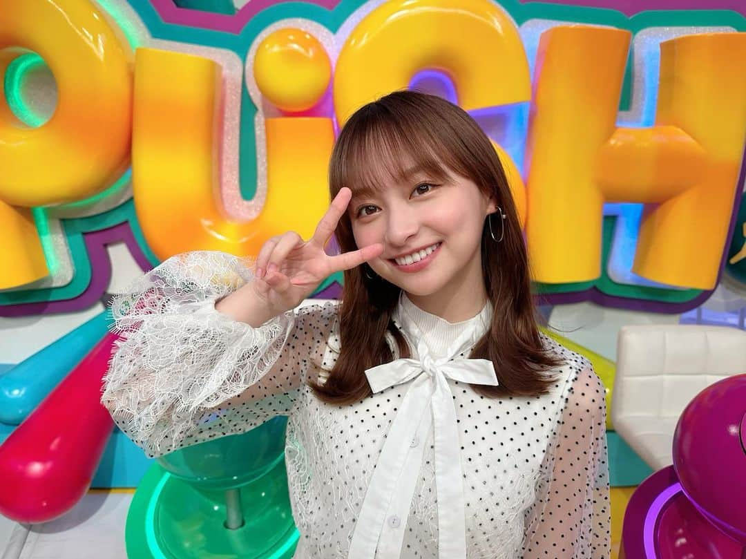 影山優佳のインスタグラム：「日本テレビ『サンデーPUSHスポーツ』ありがとうございました☺︎  素敵なスタイリングだったので動画付きで共有させてください(￣▽￣)  番組では清水梨紗選手のプライベート姿を拝見し、ピッチ上とのギャップを感じて、 今後のご活躍もさらに楽しみになりました✨  なでしこジャパン×パナマの親善試合は7/14に行われます！⚽️ 私も現地に応援しに参りますので、ぜひ一緒に熱く見届けましょう〜！🔥  #サンデーPUSHスポーツ #なでしこジャパン #清水梨紗 選手 #soccer #football #日向坂46 #影山優佳 #kagegram」