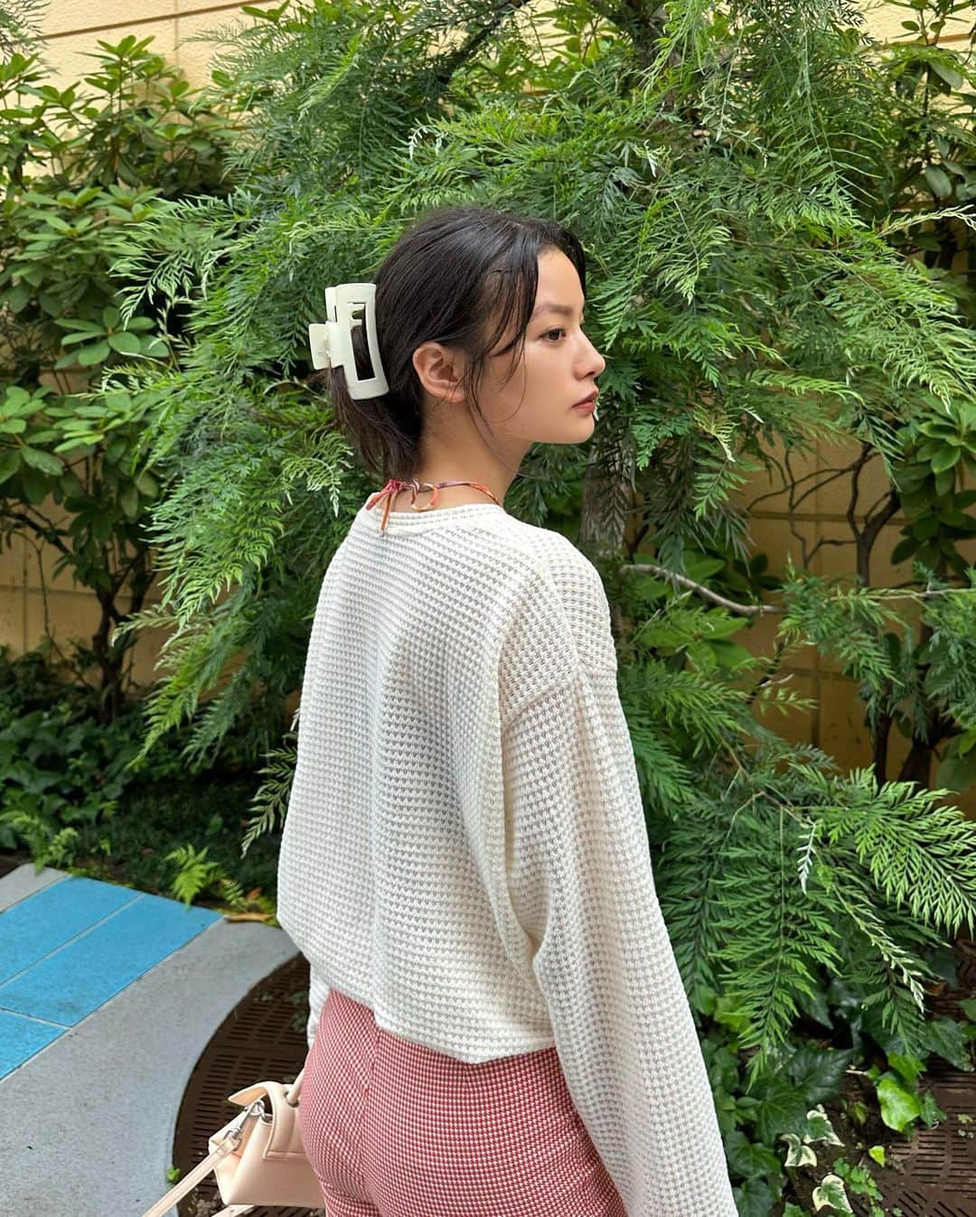 織田梨沙のインスタグラム：「最近、コーデ白多めっぽい。」