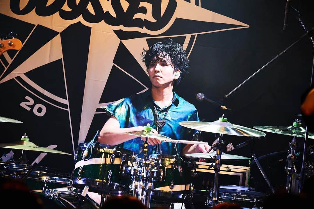 ねぎのインスタグラム：「2023.07.07 青森Quarter ODYSSEYツアー17ヶ所目 青森ありがとうございました。  人生初青森上陸！ 最高に楽しかった〜✨ みんなの熱気すごかったな！またねー！！」