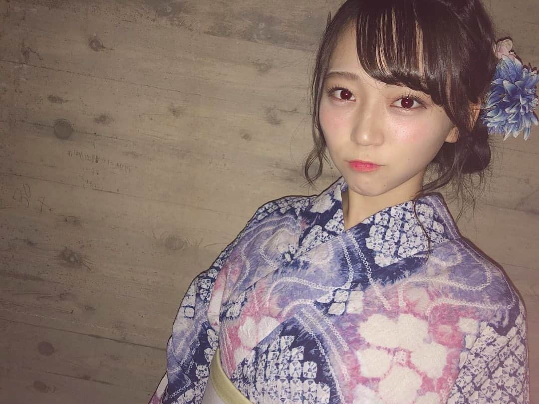 土路生優里さんのインスタグラム写真 - (土路生優里Instagram)「浴衣の写真探してたら出てきた19歳の頃のわたくし☺︎ この頃の写真ほとんどこの口尖らせるやつしてる😘笑  5年前、あっという間だね またあっという間に5年経ってすぐに29歳になるんだろうな〜 29歳の私はどうなってるんだろうねたのしみ🕺  #ぶりっ子してた頃 #今もだけど😉」7月9日 21時37分 - torochan__324