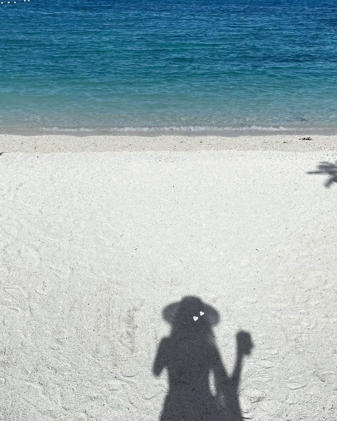 RYOさんのインスタグラム写真 - (RYOInstagram)「👒💞🫧  時間がゆっくり〜な空間  マクタンの海は平和でした  #cebu #mactan #セブ島 #grl #グレイル #shein」7月9日 21時46分 - 24kry