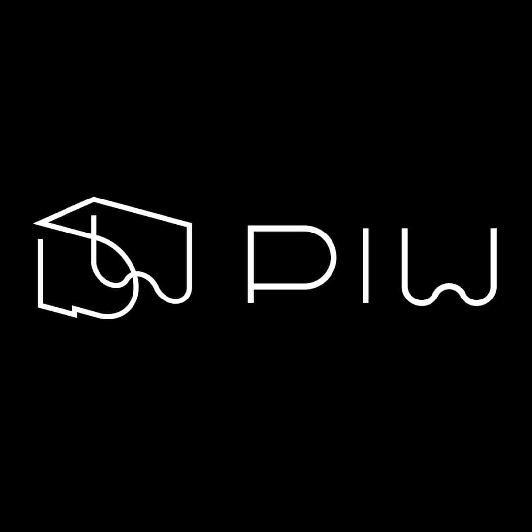 碓井将大のインスタグラム：「PIWオフィシャルサイトHPが更新されました。 https://piw.co.jp/  現在4つの部署が連動して動く形となっている弊社は 「映像」 「音楽」 「イベント」 「デザイン・システム構築」を軸に活動をしています。  過去に携わらせて頂いたworksも掲載しておりますので、ぜひご覧下さいまし！  そして、PIWのロゴね！ 皆さん、このロゴ覚えておいて下さい🙏 50種類以上のパターンから、愛情込めて、込めて、制作しました。  このロゴ可愛いから、単体での帽子とか、バケハとか個人的に欲しいな・・・ 作ろうかな・・・  以上、PIWの紹介でした〜 良い休日を〜  #piw #映像 #音楽 #イベント #ウェブ #デザイン #cms #ロゴ #cm」