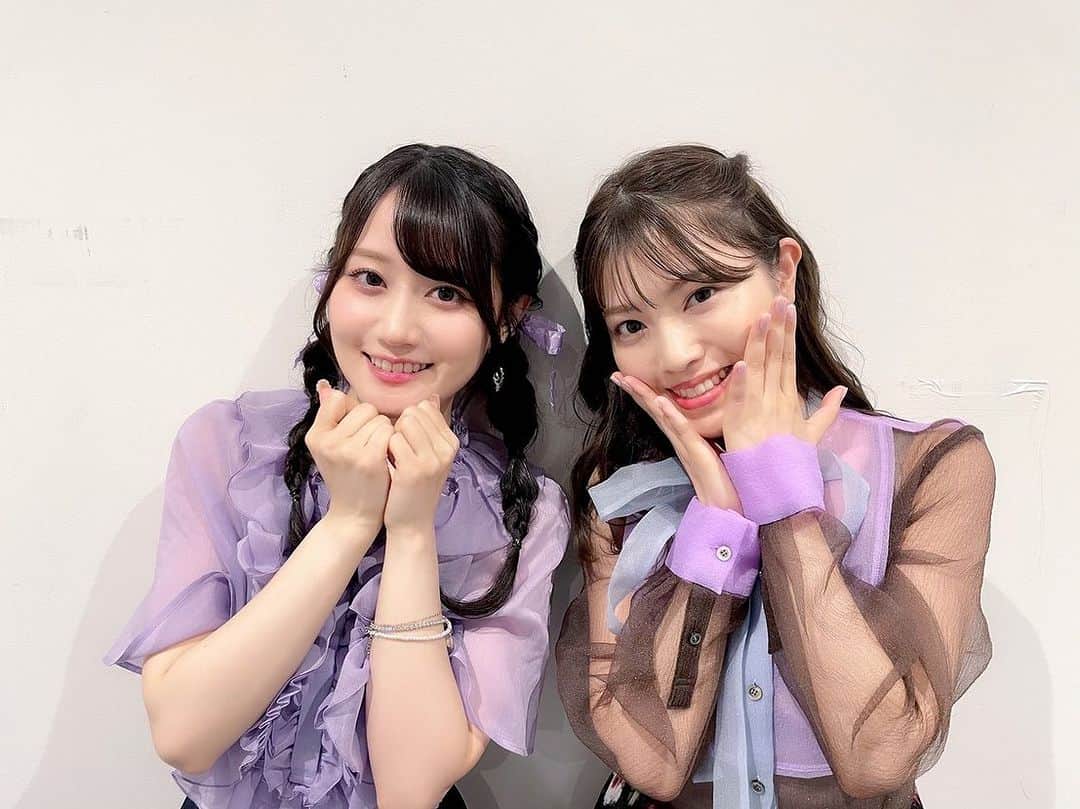石原夏織のインスタグラム：「久々に会えた💜💜  #アルマギア #小倉唯 #石原夏織」