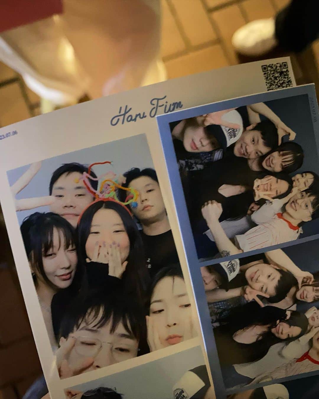 ネオンムーンのインスタグラム：「해피벌떼이 파티 투나잇🎂🤍」