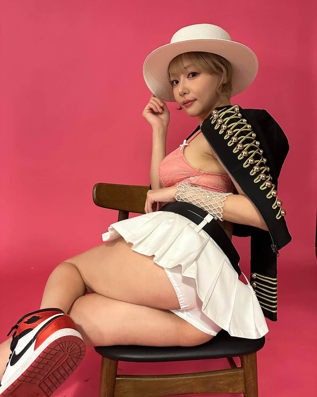 浜崎真緒のインスタグラム：「🍑🫶🏻」