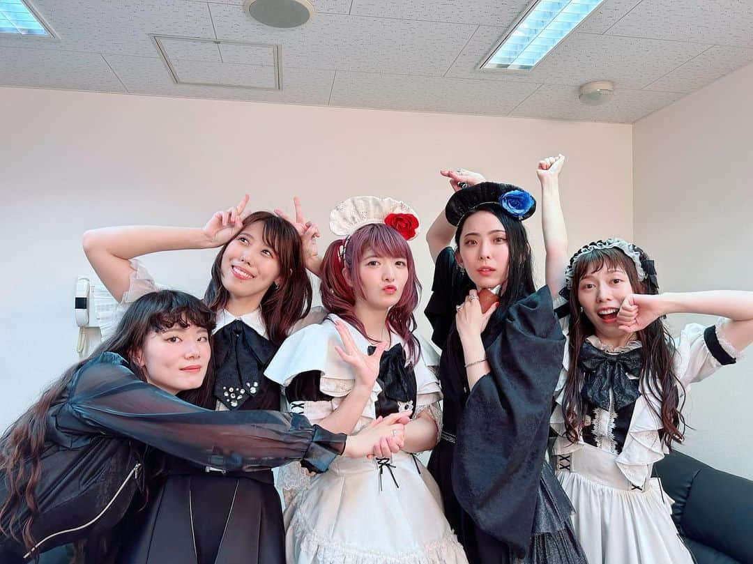 BAND-MAIDさんのインスタグラム写真 - (BAND-MAIDInstagram)「#bandmaid #新潟」7月9日 22時11分 - bandmaid.jp