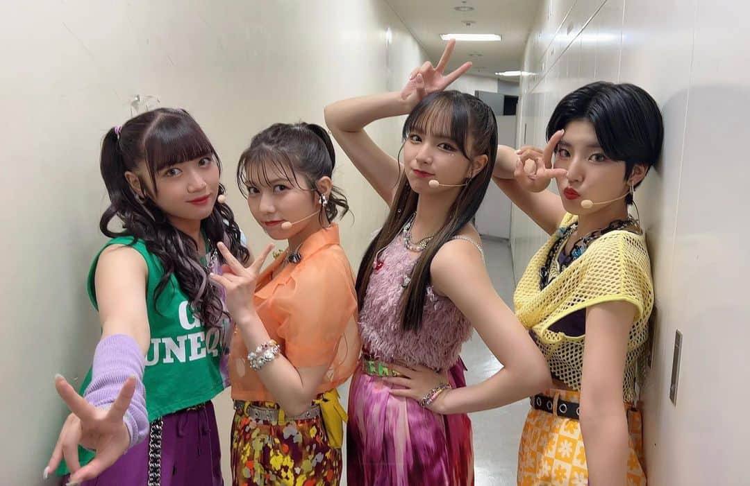 のインスタグラム：「.  梅雨祭2023  お越しいただいた皆様、ありがとうございました！！  本当に最高なLIVEになりました☺️✨  本日発表されました、 2023年12月22日(金) 品川ステラボールにて AMEFURASSHI 5th Anniversary live を行うことが決定致しました✨  ＊＊＊＊＊＊＊ FC＜ファニコン＞先行 ★FC先行特典：B5ポスター（集合１種） 7/9(日)20:30〜7/17(月・祝)23:59  https://fanicon.net/ticket/2890  スタコミュ先行★特典あり　7/22(土)12:00～7/31(月)23:59  オフィシャル1次先行 8/3(木)12:00～8/14(月)23:59  オフィシャル2次先行 8/18(金)12:00~9/3(日)23:59  一般発売日  イープラス　https://eplus.jp/ameflash/ 10/7(土)12:00〜  ＊＊＊＊＊＊＊  皆様と5周年を迎えられることを、 メンバー・スタッフ一同楽しみにしております。」