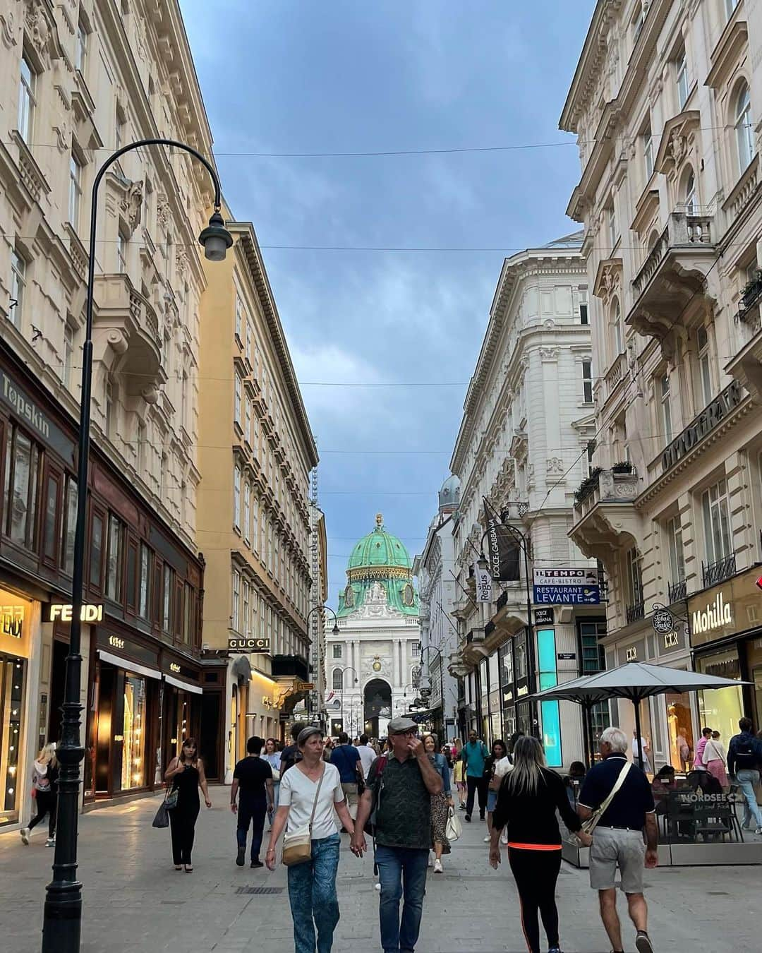 小林さやかさんのインスタグラム写真 - (小林さやかInstagram)「Vienna, Austria🇦🇹」7月9日 23時50分 - syk03150915