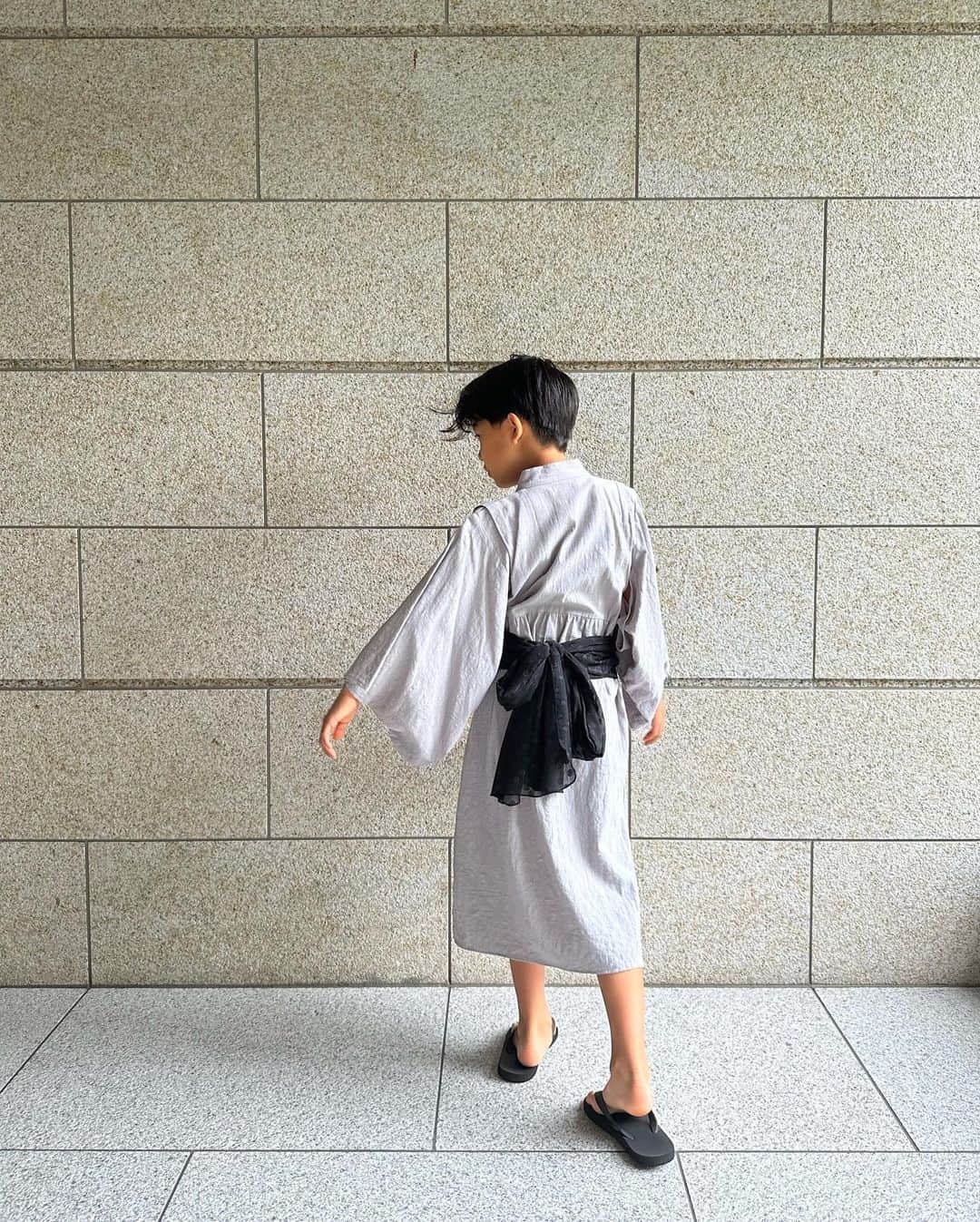 春名亜美さんのインスタグラム写真 - (春名亜美Instagram)「七夕祭りへ🎋  去年買った浴衣。 随分と短くなってた😳」7月10日 0時09分 - amiharunaami