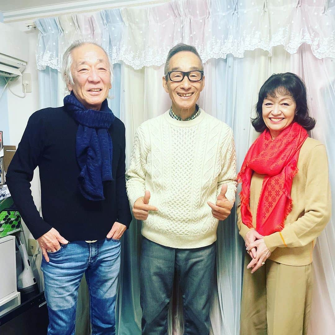 菅原進さんのインスタグラム写真 - (菅原進Instagram)「チェリッシュさんとの対談がYouTubeにアップされてます✨✨  ここでしか見れない話が盛りだくさん🐞 ５０年以上の付き合いの3人が織りなすトークをお楽しみ下さい✨  菅原進チャンネル https://youtu.be/TPKdy2PRjqQ  是非ご覧ください🐞  #チェリッシュ #cherish #ビリーバンバン #菅原進 #松崎好孝 #松崎悦子 #billybanban #対談 #トーク」7月10日 11時07分 - billybanban_susumu_sugawara