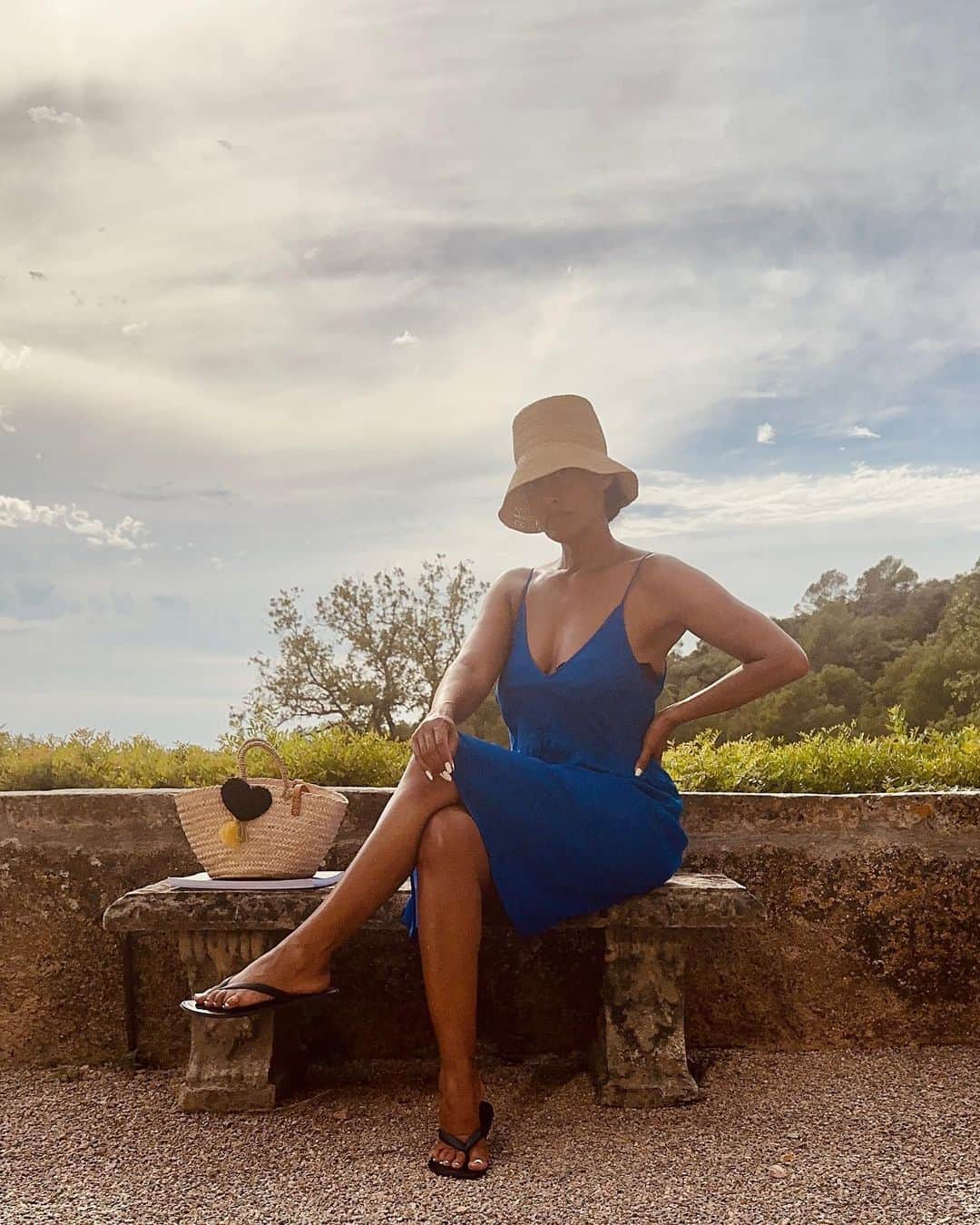 のインスタグラム：「💙」