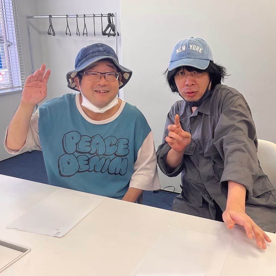 ラジオ「オールナイトニッポン」のインスタグラム：「【メール募集】 「銀杏BOYZ峯田和伸とサンボマスター山口隆のオールナイトニッポン0（ZERO）」を約３年ぶりに放送します。  画像の「番組の方向性」を確認いただき、２つのテーマメールをお送りください。  締切は【7/11(火)お昼12時】です  宛先は my@allnightnippon.com  #峯田と山口」