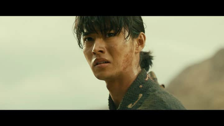 宇多田ヒカルのインスタグラム：「新曲「Gold　～また逢う日まで～」が 7月28日(金)にリリースされます。映画『キングダム 運命の炎』の主題歌です。冒頭の1分ちょっとが流れるトレーラー！ また @agcook404 と一緒にプロデュース、早くフルで届けたいな🤗  My new song “Gold -Mata Au Hi Made-” is coming out on July 28th! The first minute and a half can be heard in this trailer for the film “KINGDOM: The Flame of Destiny”.  Another Co-production with @agcook404 that I can’t wait to release in full!」