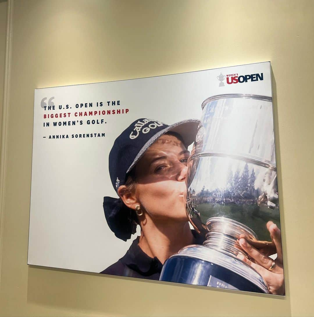 イ・ジョンウン6さんのインスタグラム写真 - (イ・ジョンウン6Instagram)「Always a good feeling to finish off a tournament with a birdie, specially the US Open on this beautiful course! It was great having my whole team here and most importantly my parents supporting me during this amazing tournament and creating awesome memories at the same time! Thank you @usga @pebblebeachresorts , Volunteers and fans for a fabulous week!  #team6   이번주도 응원해주셔서 감사합니다🫶」7月10日 8時47分 - __________6ix