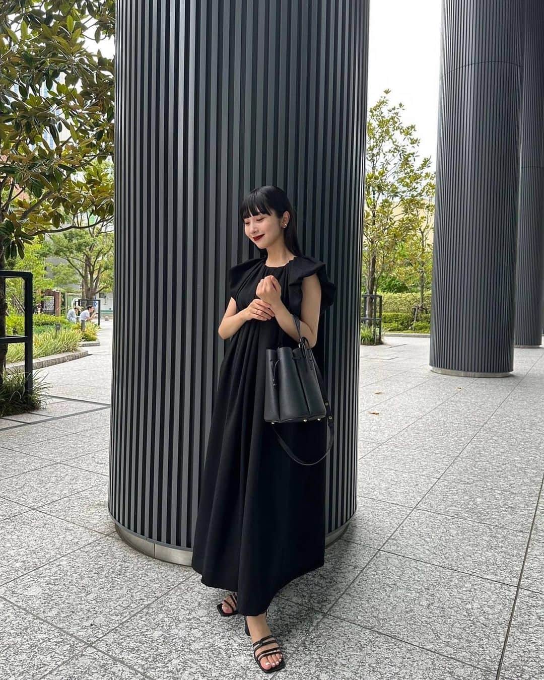 広瀬梨奈さんのインスタグラム写真 - (広瀬梨奈Instagram)「すごく形もしっかりしていて質も良くて素敵なワンピース🥹💕 ackaのお洋服本当に可愛くて大好きなの🎀 #acka」7月10日 20時29分 - kukuriri_