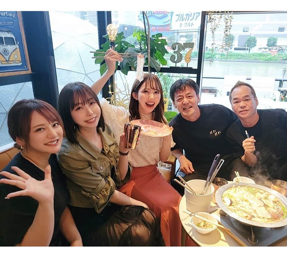 吉村遙さんのインスタグラム写真 - (吉村遙Instagram)「☀️🎂🍻 #あしやんTV #SGオールスター #打ち上げ #ミスサンライズ #ありがとう」7月10日 19時12分 - harupi1019