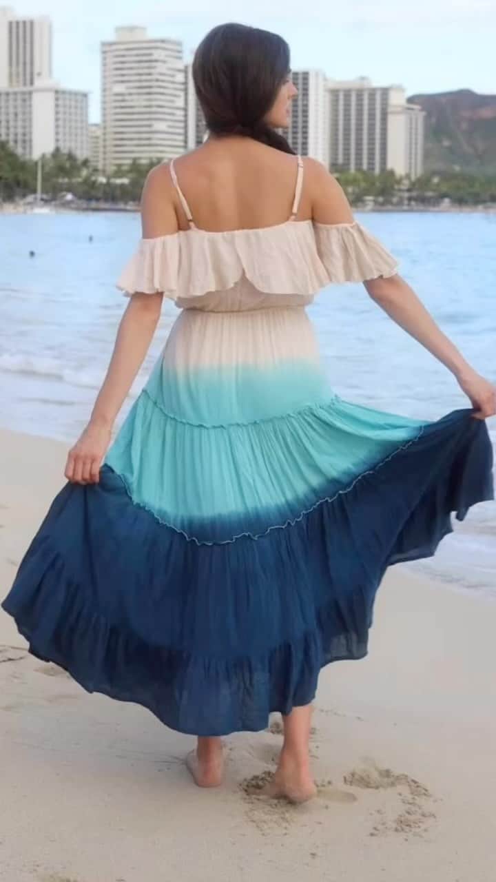 Angels By The Sea Hawaii Waikiki Based Boutiques ?Original clothing designed のインスタグラム：「先日のインスタLIVEでもご紹介したタイダイドレス👗  New Arrivals in Tie-dye Collection @angelsbythesea  タイダイシリーズの最新アイテムが入荷しました 　 Websiteでも販売を開始しています。 いつも応援くださりありがとうございます💁🏻‍♀️💕  New Dress has just arrived and is also available in stores now.  Thank you for your support as always 🙏  👗 Nani Ombre Long Dress 📸 @victoriahenley & @lynnhenleyphotography Thank you 💕 📍 Waikiki, Hawaii  @angelsbythesea has been Hawaii’s resort fashion brand based in Honolulu, Hawaii, since 2010. Please visit our online store 🌺www.angelsbytheseahawaii.com Owner Designer Nina Thai (Miss Waikiki) @nina_bythesea (日本語勉強中📚🙇🏻‍♀️) Please feel free to tag your pic for a chance to be featured!  ハワイのリゾートファッション、 エンジェルズバイザシー はミスワイキキである Nina Thai によって作られたハワイオリジナルファッションブランドです🌴日本語ウェブサイトはこちら www.angelsbytheseahawaii.jp  ハワイやリゾートファッションが好きな人は是非私達のアカウントをフォローして下さい🙌また私達の商品をポストする際にタグ付けしていただいたら私達からリポストされるチャンスがあります  #angelsbytheseahawaii #angelsbythesea #resortwear #hawaii #waikiki #supporthawaii #sheratonwaikiki #bandeau #palmleaves #hawaiibeaches  #ハワイ #ワイキキ #カイルア #ラニカイビーチ #シンプルコーデ #ハワイ好きな人と繋がりたい #エンジェルズバイザシーハワイ #エンジェルズバイザシー #リゾートファッション #ハワイに恋して #ハワイ限定 #シェラトンワイキキ #ワイキキビーチ」