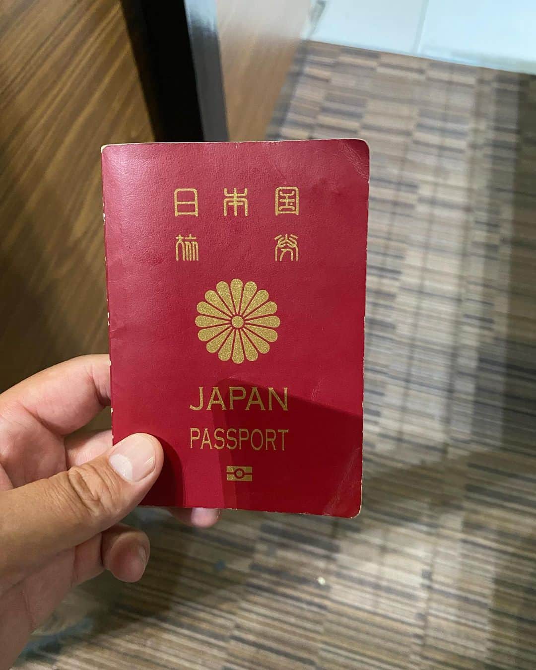 みやぞんのインスタグラム：「与那国からの海外到着😊👍  やらせてください✨」
