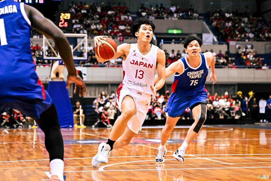 B.LEAGUEさんのインスタグラム写真 - (B.LEAGUEInstagram)「チャイニーズ・タイペイに2連勝！！ 第1戦では千葉J#31 #原修太 選手がチームトップタイの18得点、第2戦ではA東京#8 #吉井裕鷹 選手がチームハイの16得点を記録👏  【最終スコア】 第1戦：🇯🇵日本 108-86 チャイニーズ・タイペイ 第2戦：🇯🇵日本 92-56 チャイニーズ・タイペイ  🏀国際強化試合2023 静岡大会  #AkatsukiJapan #日本一丸 #Bリーグ」7月10日 19時24分 - b.league_official