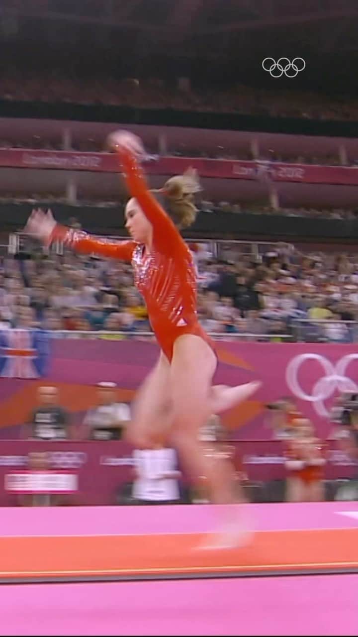 のインスタグラム：「Так выглядит совершенство ⭐  #Olympics」