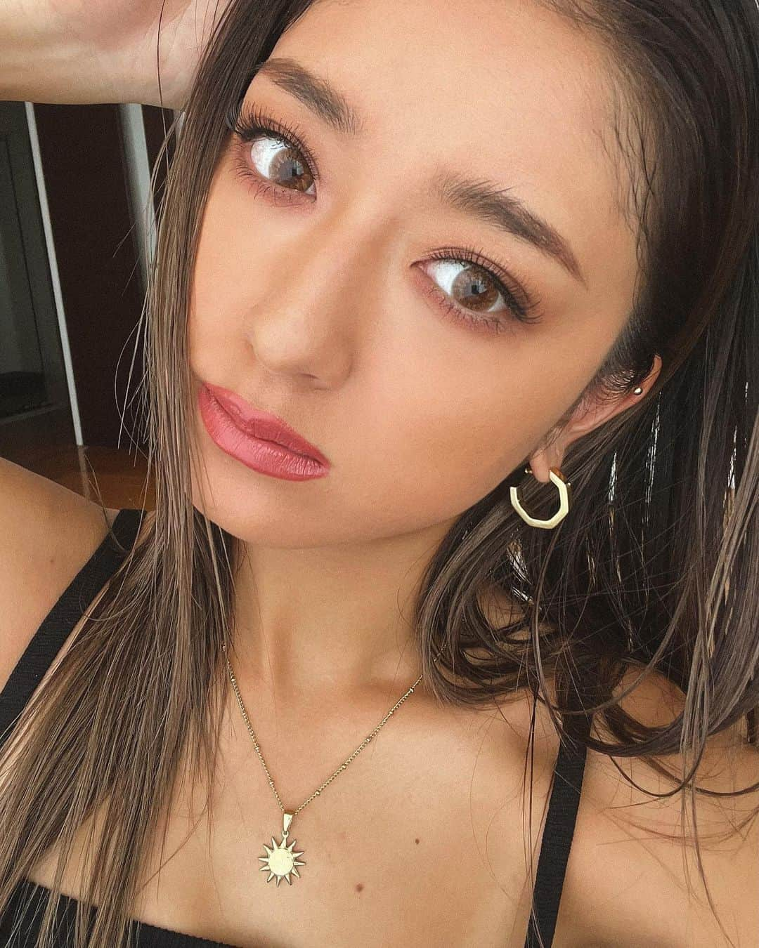 池田美優（みちょぱ）のインスタグラム：「． おっととっと夏だぜ〜 ネックレス新作だよ☀︎」