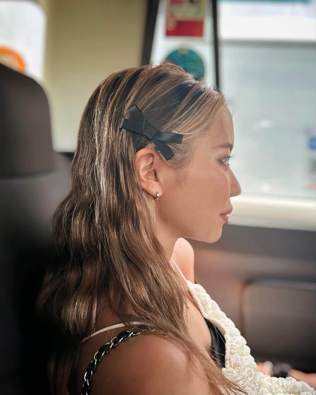 ✷kana✷のインスタグラム：「in TAXI🚕  たまには乙女なアレンジもありかな笑」