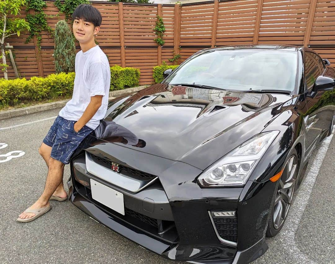 わがさんのインスタグラム写真 - (わがInstagram)「手はかかるけど最高の愛車⁡⁡ ⁡⁡切実にR34が欲しい… ⁡ ⁡ #R35  #GTR #車好きな人と繋がりたい」7月10日 20時26分 - waga_integral