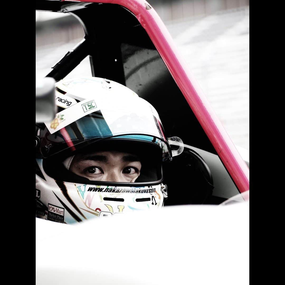 中澤卓也さんのインスタグラム写真 - (中澤卓也Instagram)「📸2023.07.10📸 Practice day at FUJI SPEEDWAY🚗  次戦は7/22(土)の2時間耐久🔥 初戦は大雨だったけど、次はドライで走りたい🙄  #タクミ商事株式会社 #株式会社風雅 #風雅巻き #ssr #ssrwheels #yssjapan #arai #アライヘルメット #アウティスタ #protex #sev #yokohamagoodfactory #eyebrowsracing #ピアレマート #備長炭焼肉てんてん #fcrvita #vitaclub #westracing #富士スピードウェイ #モータースポーツ #シンガーソングドライバー #handsmade #陽はまた昇る #中澤卓也」7月10日 20時23分 - takuya_nakazawa.118