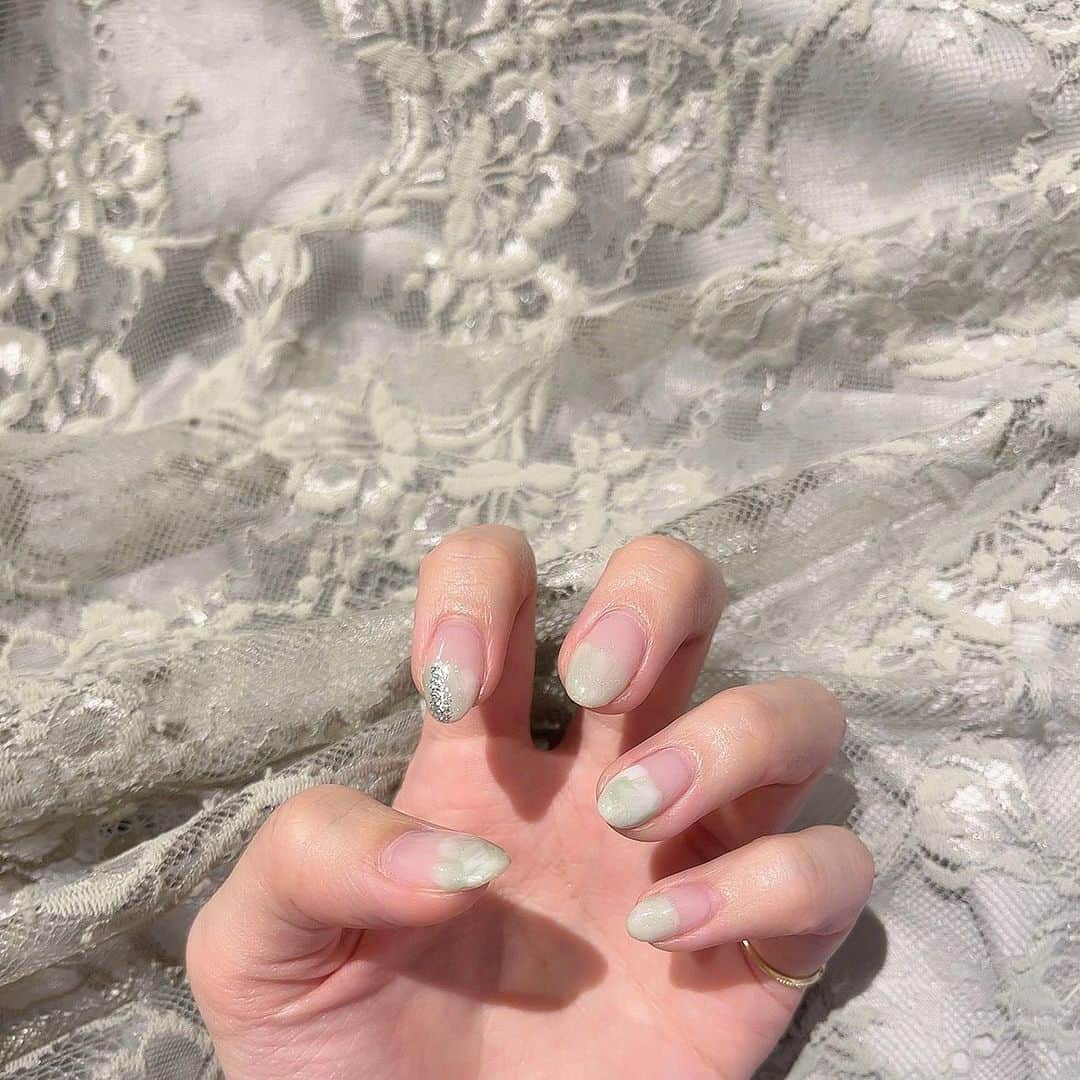 大曲李佳のインスタグラム：「🗓️🌿  ここ数ヶ月まとめ！ 主にネイルと成人式の髪型を載せたかったので🌬️ もちろん他の写真もお気に入りです〜載せてないのもまだあるけど、今回はこれでした(՞ . .՞) お花投稿はもう少し待ってて下さい…！  .」