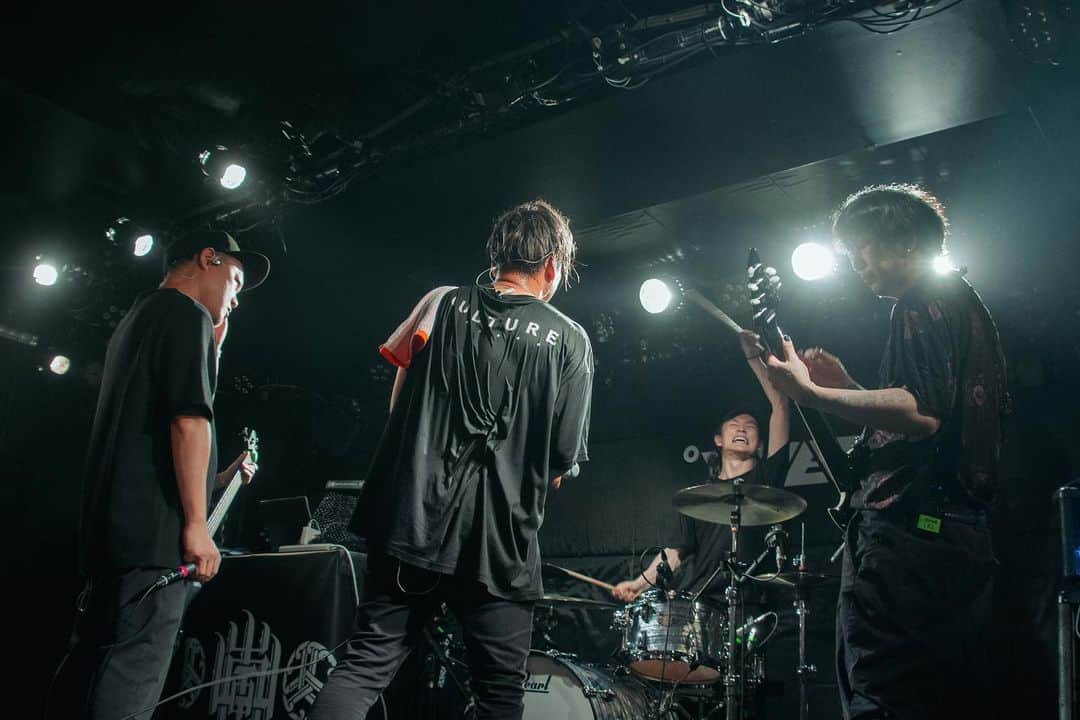 山嵐さんのインスタグラム写真 - (山嵐Instagram)「【ツアー初日⚔️】 山嵐 TOUR 2023🔥 ■7/9（日）新代田FEVER w/ ENTH  改めて、お越しいただきました皆様、ENTH、ありがとうございました🔥  ▶︎NEXT LIVE ■7/22（土） 焼來肉ロックフェス  https://yakifes.jp/   ▶︎NEXT TOUR ■8/11（金・祝）大阪LiveHouseANIMA w/ KYONO https://yamaarashi.asia/post-888/  #山嵐 #山嵐TOUR2023 #ENTH #KYONO #ヤキフェス」7月10日 12時04分 - yamaarashi07