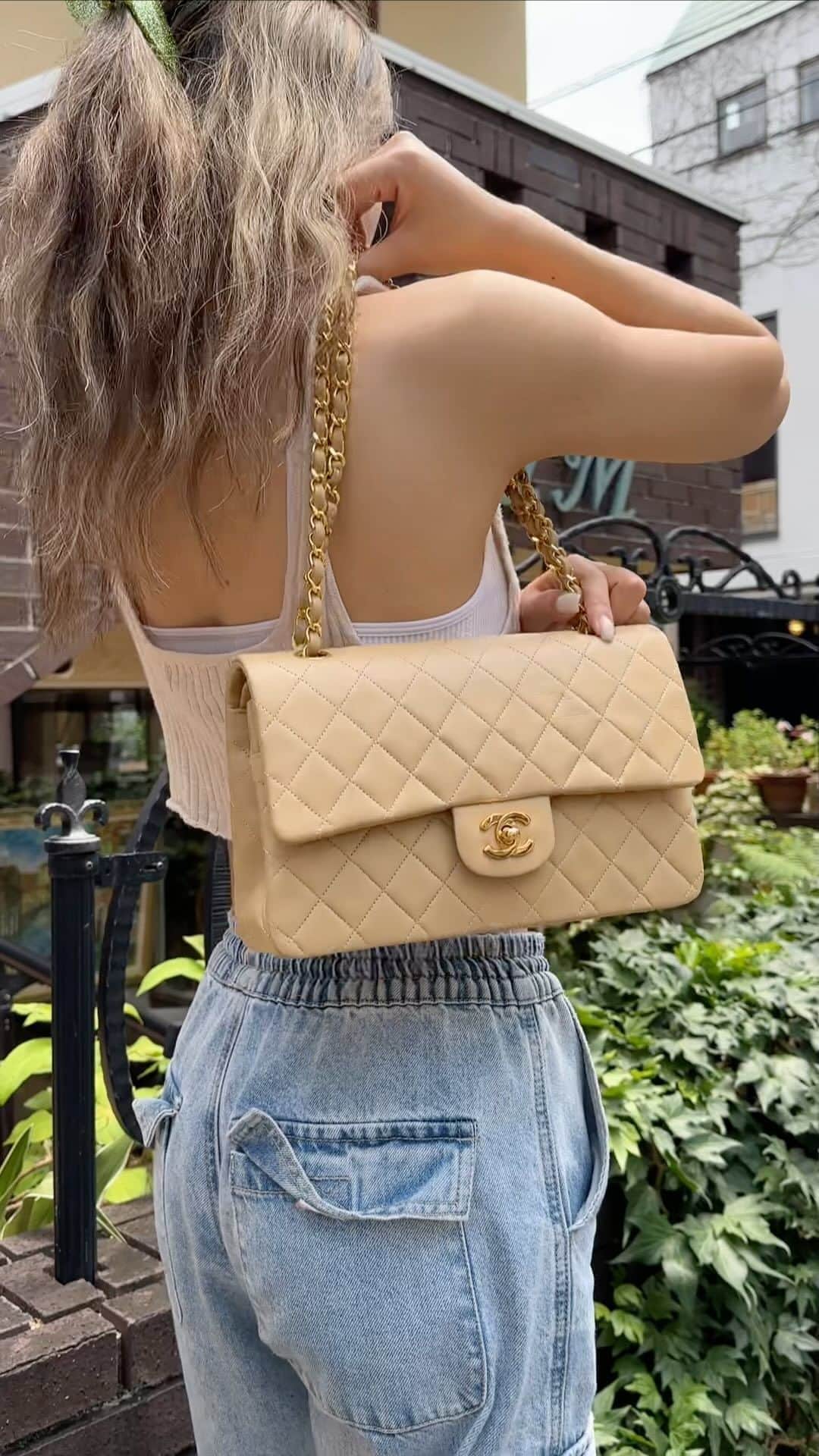 Vintage Brand Boutique AMOREのインスタグラム