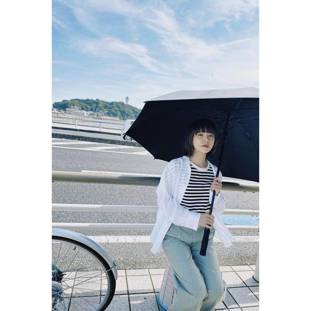 桜井ユキさんのインスタグラム写真 - (桜井ユキInstagram)「皆さまこんにちは。  暑い  暑過ぎる  皆さま本当にお気をつけください  そして雨  降っていただくのはいいんですが降り過ぎないでくださいお願いします  何事も適度が一番  ハイ。  そしてそして、本日21時より「真夏のシンデレラ」が放送になります。  観てくださいというより私は一視聴者として楽しむ気満々です  いやあ  青春ですね  きゅん  　　　　　　　　　　　　　　　　　　　　桜井」7月10日 13時00分 - yuki.sakurai_official