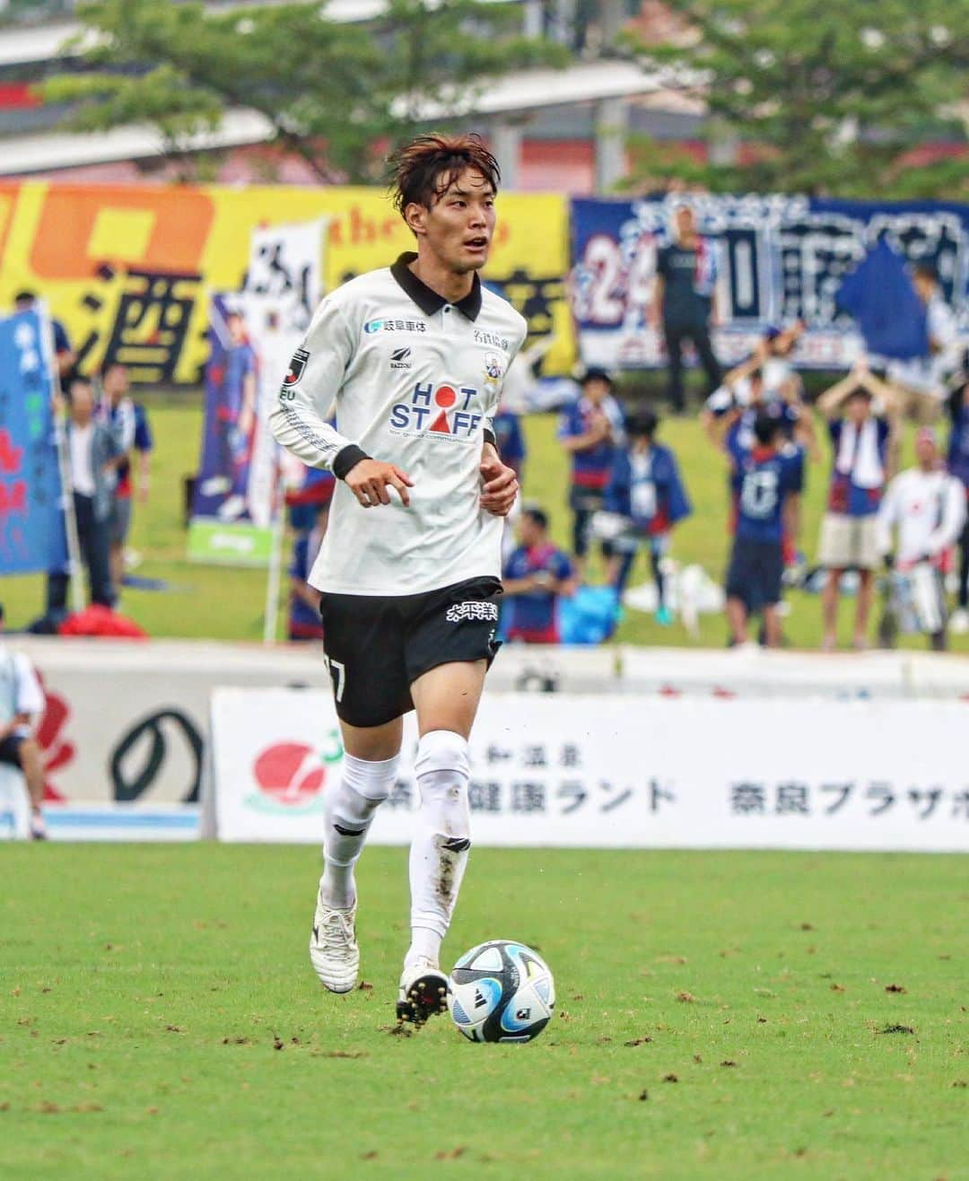 ＦＣ岐阜さんのインスタグラム写真 - (ＦＣ岐阜Instagram)「. MATCH PHOTO📸 vs 奈良クラブ  #fcgifu #FC岐阜 #MOVEYOURHEART #藤谷匠 #ンドカチャールス #生地慶充 #宇賀神友弥 #茂木秀 #柏木陽介 #窪田稜 #村田透馬 #川上竜 #松本歩夢」7月10日 12時58分 - fcgifu