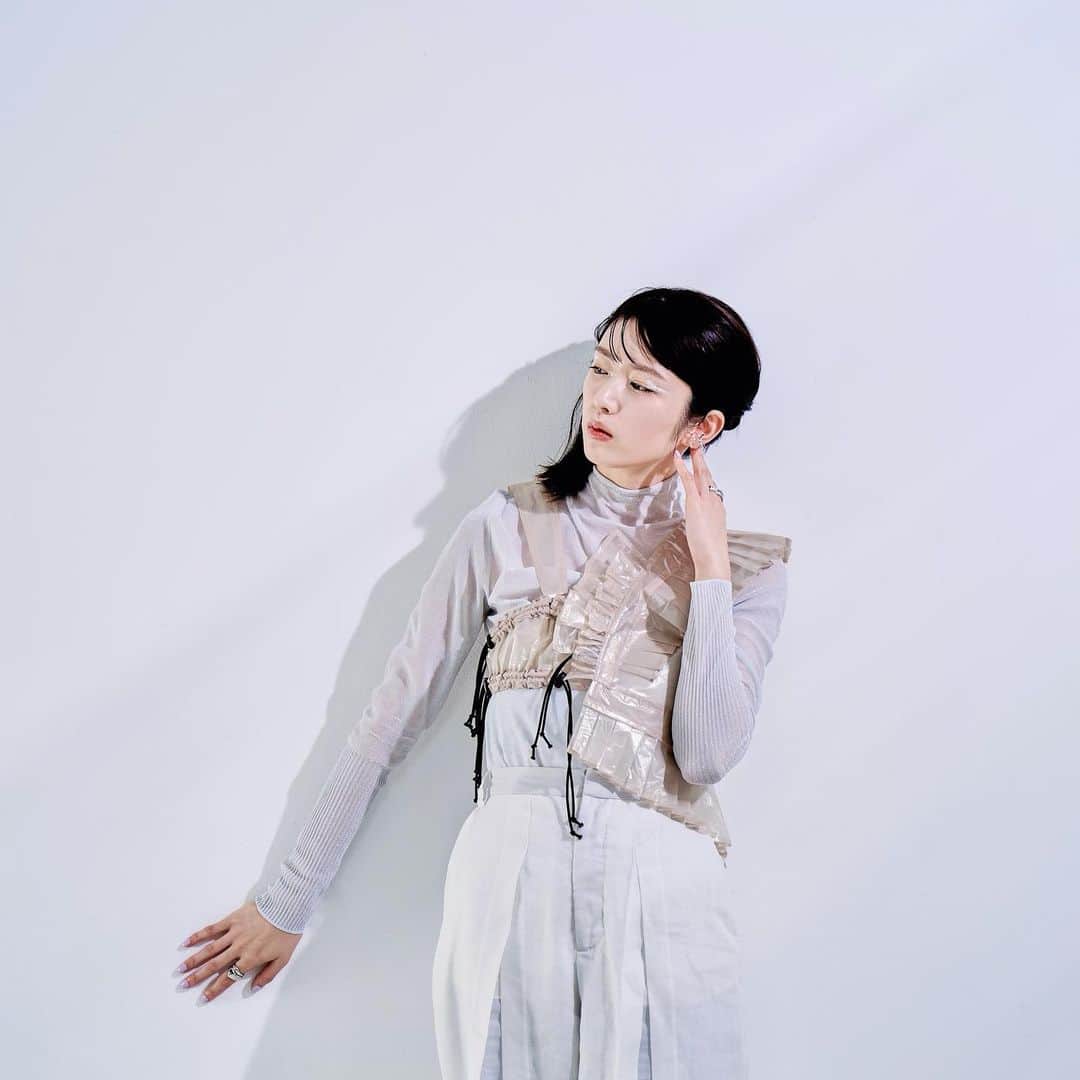 樋口柚子さんのインスタグラム写真 - (樋口柚子Instagram)「🤍 Photographer: @masaoinomata  Make up: @megumi_nakamura.hm  styling: @satomii__kageyamaa  #作品撮り」7月10日 13時10分 - higuchi_yuzu_official