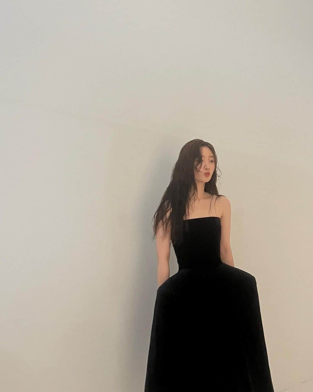 のインスタグラム：「항상 감사합니다🖤」