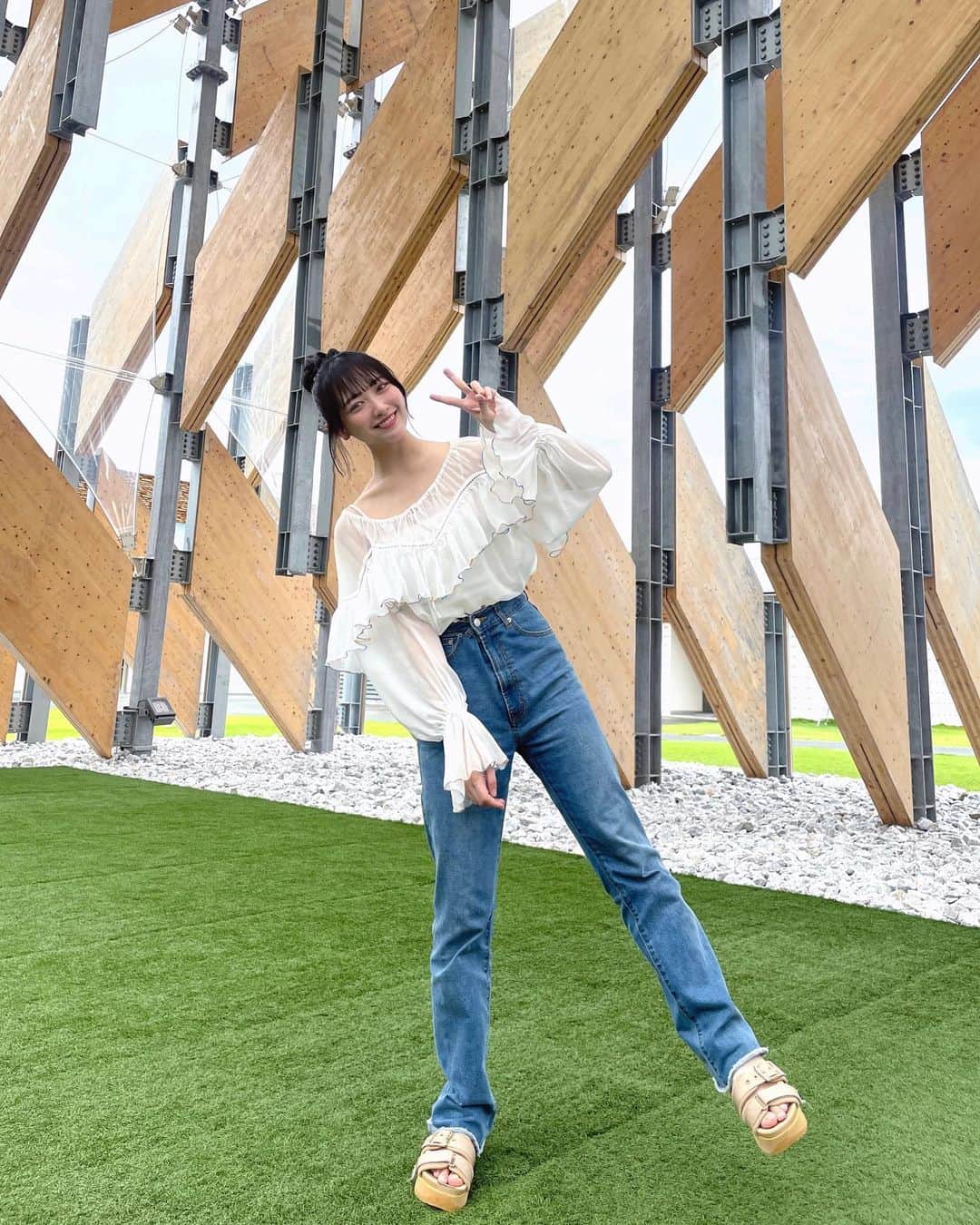 石田千穂のインスタグラム：「🌿」