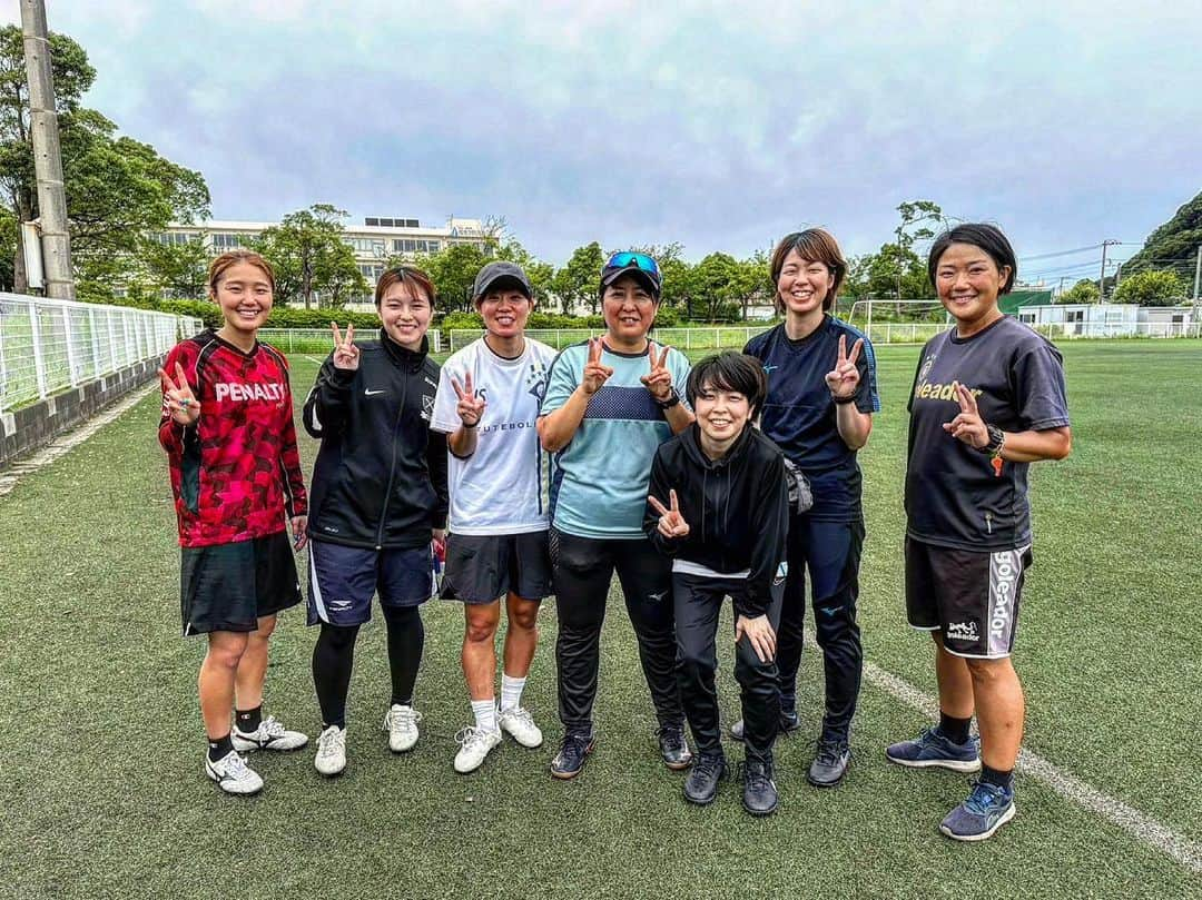 杉田亜未のインスタグラム：「.  久しぶりの湘南学院 少し前にお邪魔して 練習参加させてもらいました！ ありがとうございました😊  また帰ってきます🙋‍♂️  #湘南学院女子サッカー部  #杉田亜未 #走りきつすぎた笑」