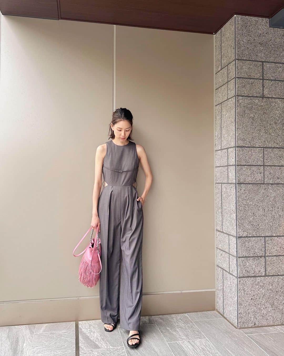 布川桃花さんのインスタグラム写真 - (布川桃花Instagram)「#momoka_fashion ❤️  産後着るのを楽しみにしていたオールインワン🫶🏻  #josemoon」7月10日 14時31分 - momoka_fukawa