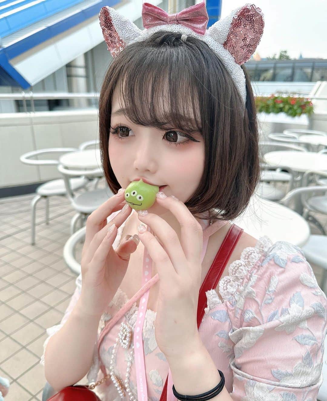 小山ひなさんのインスタグラム写真 - (小山ひなInstagram)「生まれ変わったらマリーちゃんになりたい🎀  #ディズニー #ディズニーランド #ディズニーコーデ #マリーちゃん #マリーちゃんコーデ #マリーちゃんバウンド #マリーちゃんグッズ #disneyland  #팔로우미 #오오티디 #얼스타그램 #여행 #먹스타그램 #패션 #인스타 #일본」7月10日 15時04分 - hina__kmyd