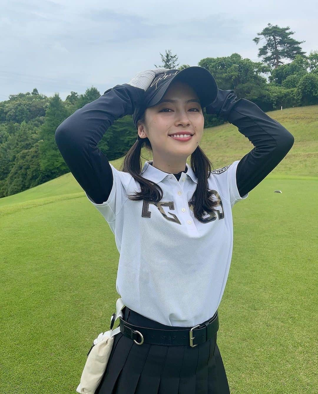 池上紗理依のインスタグラム：「⛳️ 少しでも髪のストレスを無くすためにメイちゃんスタイル👧🏻」