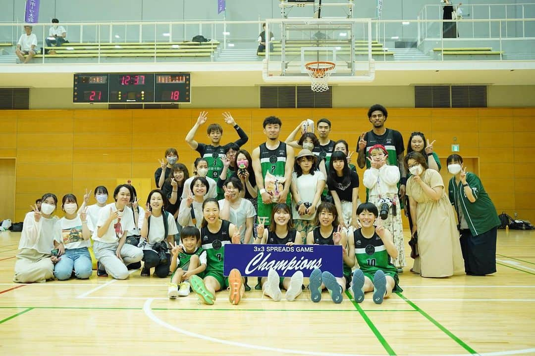 藤高宗一郎のインスタグラム：「. 3x3 Spreads Game🐊🥇 沢山の応援ありがとうございました！！ 試合内容は良くなかったですが、優勝できて何より‥ 今週のJAPAN TOUR 2023 EXTREME Round.5に向けてしっかり準備したいと思います💪 #dime3x3  #tokyodime #TeamTHREE3」