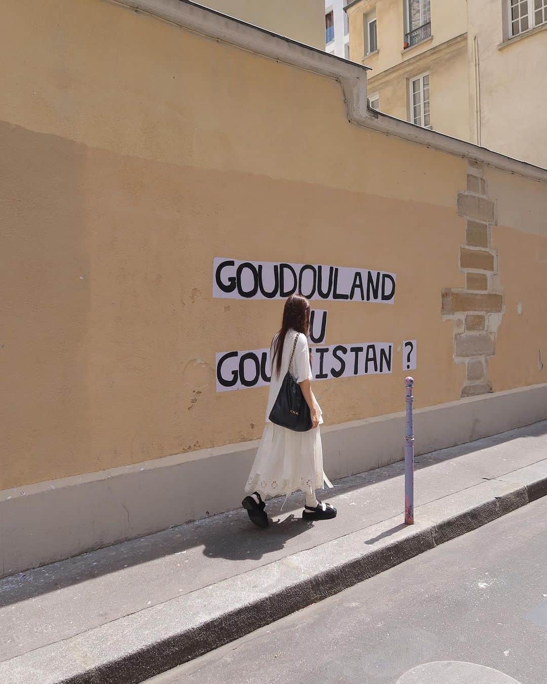 COCO さんのインスタグラム写真 - (COCO Instagram)「random paris days☃️ paris 모음.zip🗼」7月10日 15時45分 - rilaccoco