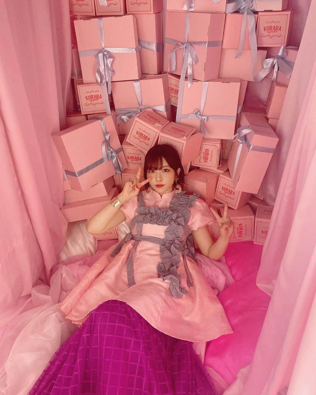 愛美のインスタグラム：「PINK💝 #声優グランプリ #衣装 #ootd」