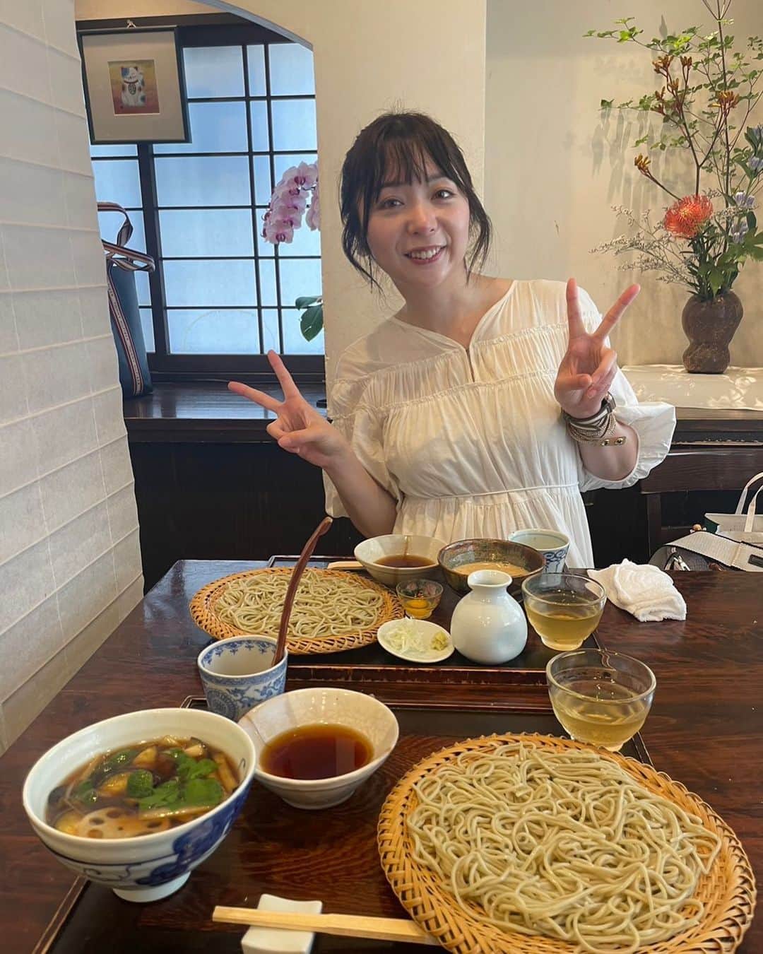 星那美月さんのインスタグラム写真 - (星那美月Instagram)「友人にカメラ向けられると途端に素人になってしまい、ダブルピースとかしちゃう癖やめたいww✌️根津で美味しいお蕎麦食べた！」7月10日 16時06分 - mitsukihoshina