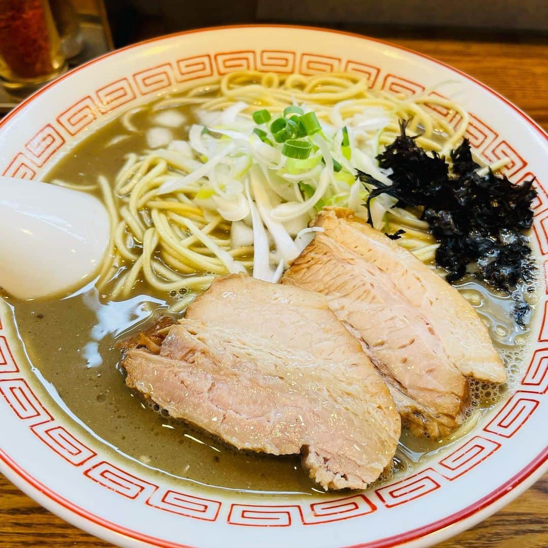 パーマ大佐のグルメインスタ