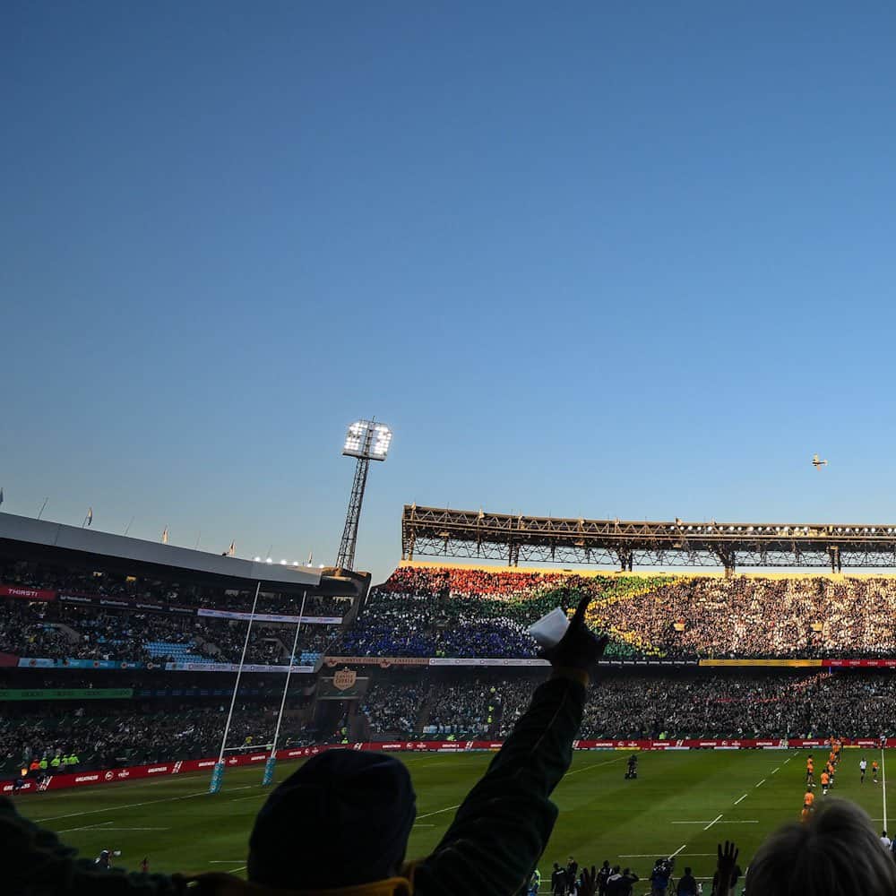 ラグビー南アフリカ代表さんのインスタグラム写真 - (ラグビー南アフリカ代表Instagram)「A magic moment at Loftus on Saturday - showing that we are indeed #StrongerTogether 🇿🇦  Brought to you by SA Rugby and Betway」7月10日 16時30分 - bokrugby