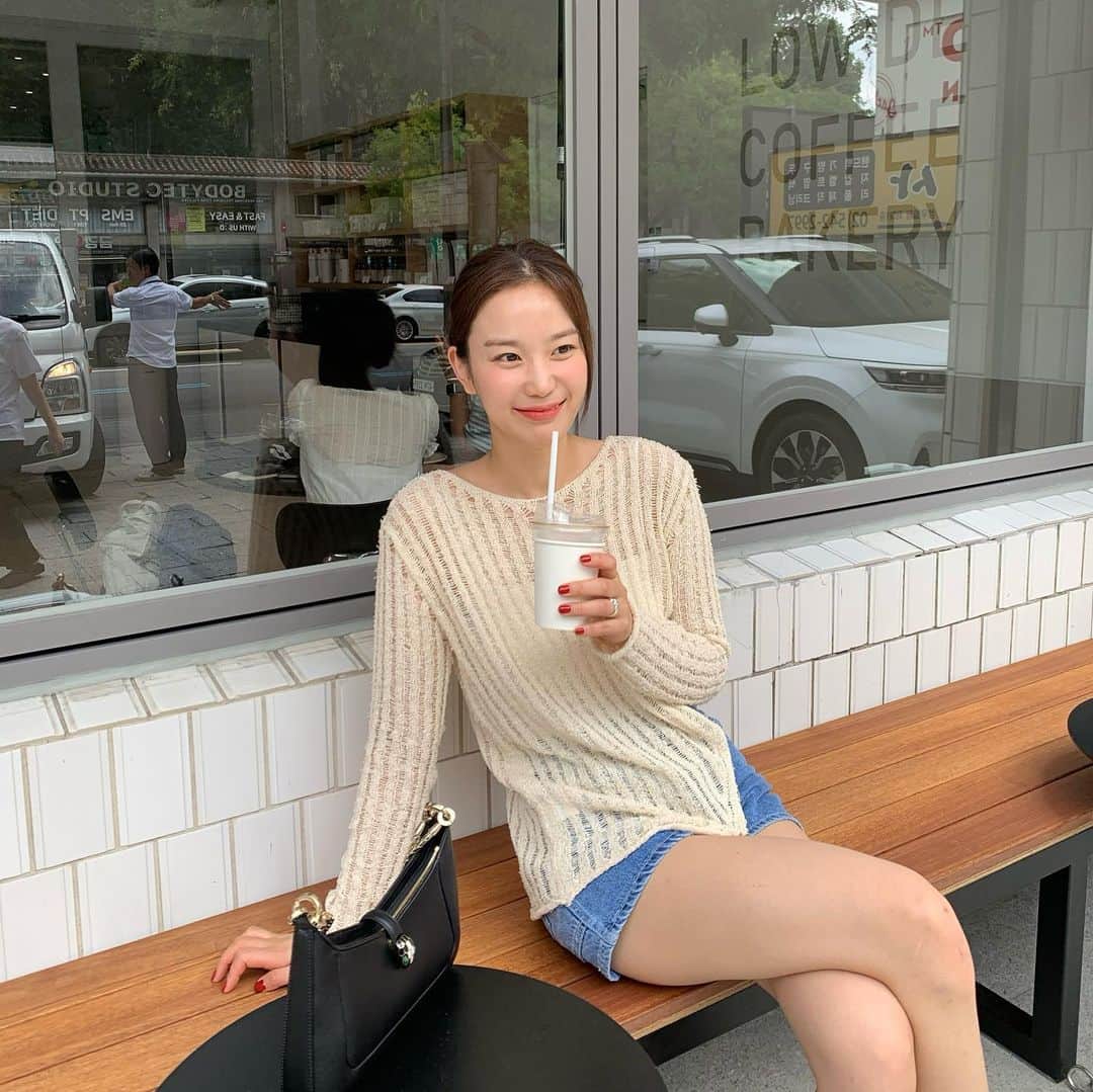 チャン・ヒリョンのインスタグラム：「#SERPENTI #SERPENTIBAIA」