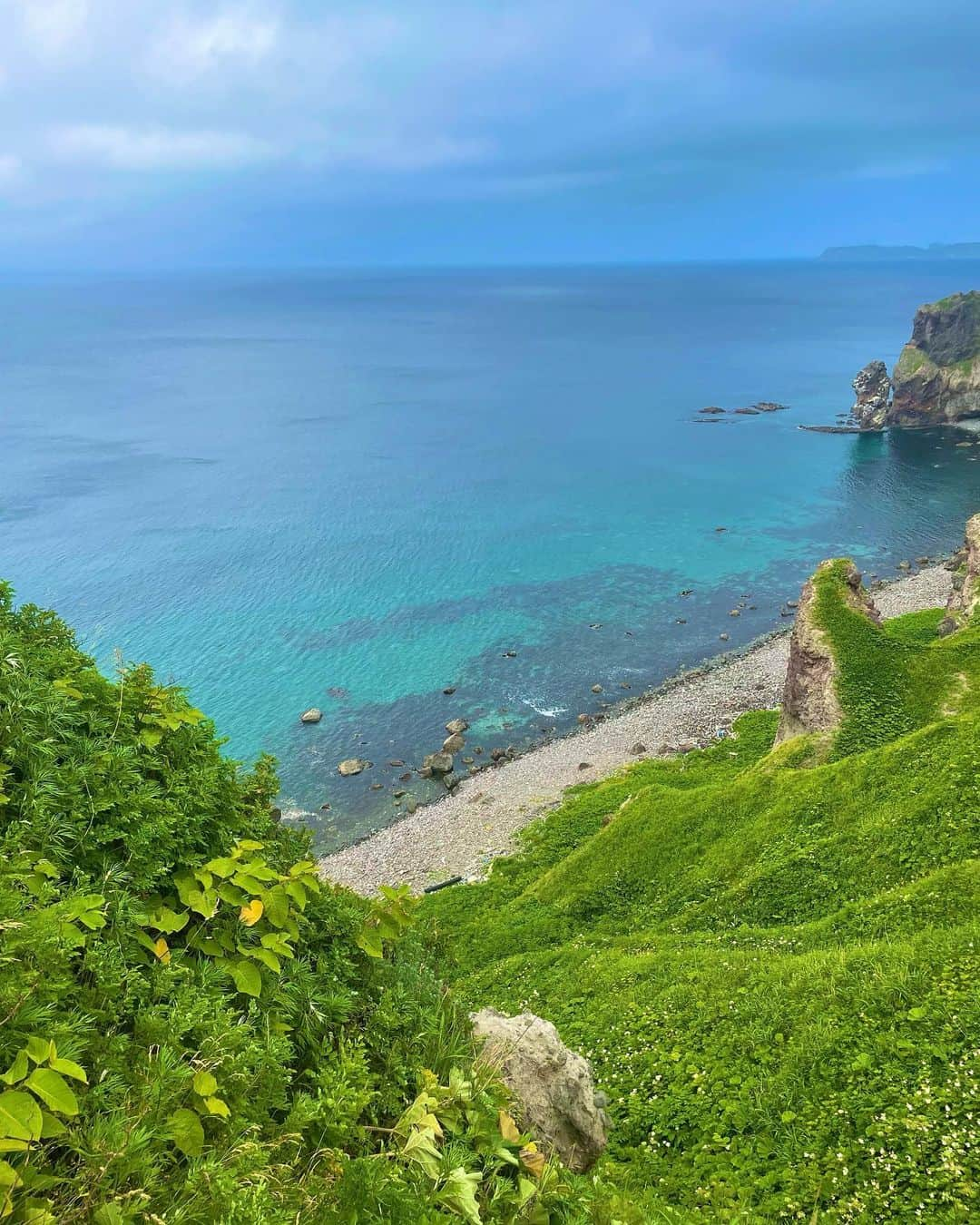 農海姫夏さんのインスタグラム写真 - (農海姫夏Instagram)「北海道の絶景🫣⛰🌊」7月10日 16時40分 - hina_noumi